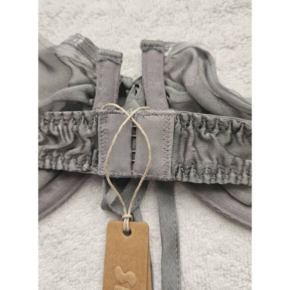 Skims Silk underwire bra Nwt - Picture 5 of 9